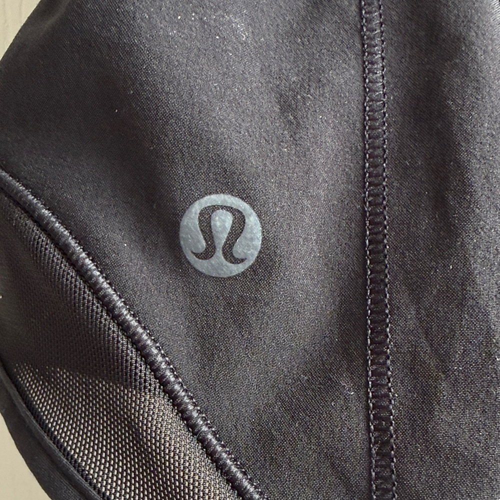 Black Lululemon hotty hots low rise 2.5 inch - Picture 4 of 6